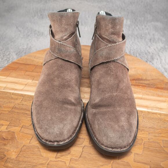 Born Women's Trinculo Boot Sz 6.5 Block Heel Distress Brown Leather Boho Bootie - Picture 2 of 7